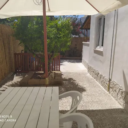 Latino Guest house *