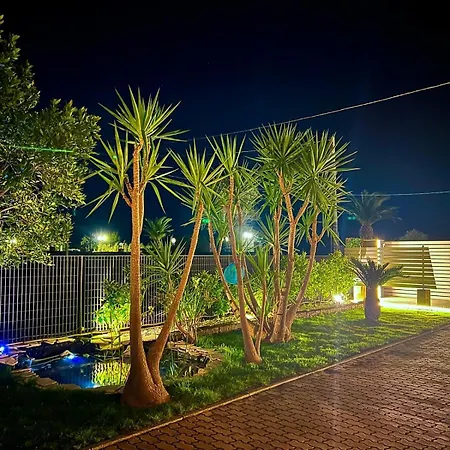 Guest house Latino