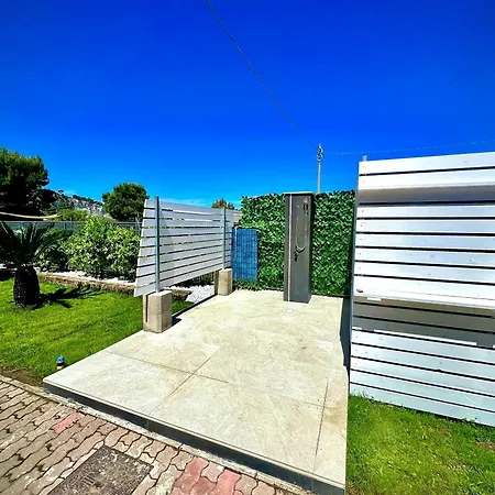 Latino Guest house