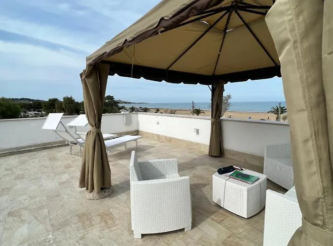 Guest house Latino 4*